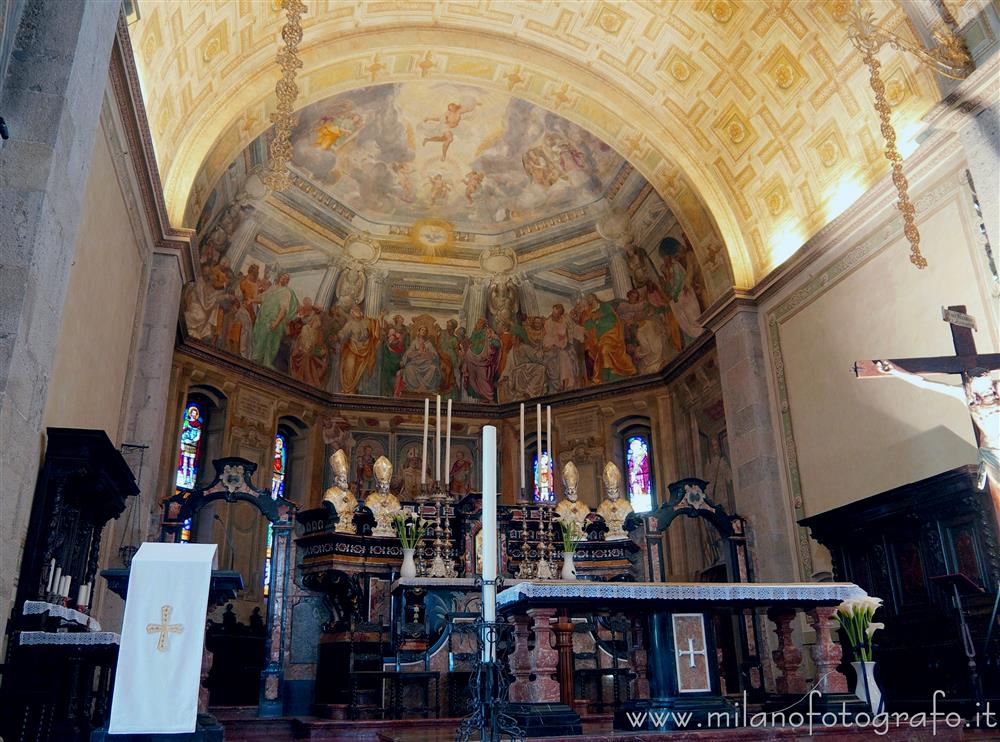 Trezzo sull'Adda (Milano) - Presbiterio della Chiesa dei Santi Gervasio e Protasio
